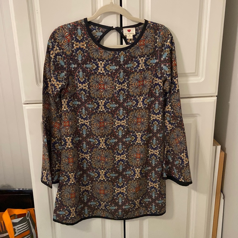“ One clothing” dress, size: small. Multicolored. Bell sleeves